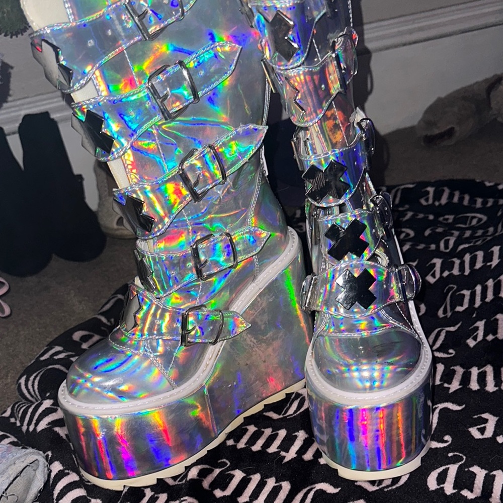 Holographic YRU Platform Boots demonia style